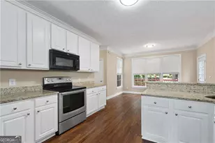 1811 Lake Cove Dr SW, Atlanta, GA 30331 - Photo 8