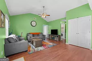 160 Sandalwood Cir, Statesboro, GA 30458 - Photo 16