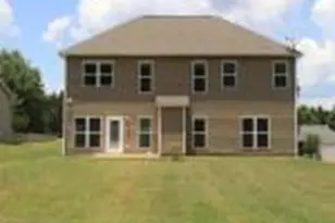 106 Dixie Creek Dr, Lagrange, GA 30240 - Photo 2