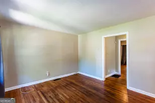 2982 Pearl St, East Point, GA 30344 - Photo 2