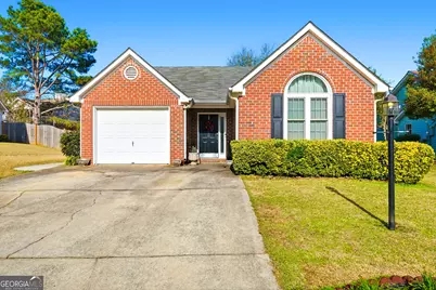 140 Green Tree Drive, Newnan, GA 30265 - Photo 1