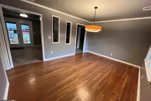 121 Duvall Dr, Stockbridge, GA 30281 - Photo 2