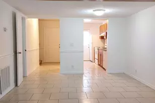 727 S Main St, Hinesville, GA 31313 - Photo 4