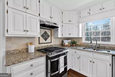 2835 Shurburne Drive, Alpharetta, GA 30022 - Photo 8