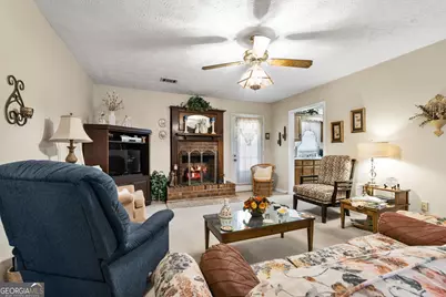 2203 Liberty Lane SW, Conyers, GA 30094 - Photo 6