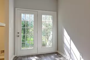 6105 Camden Forrest Ct, Riverdale, GA 30296 - Photo 12