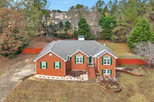 124 Crown Walk, McDonough, GA 30253 - Photo 4