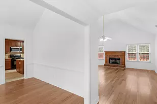 124 Crown Walk, McDonough, GA 30253 - Photo 6