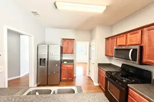 3187 Wyesham Cir, Duluth, GA 30096 - Photo 4