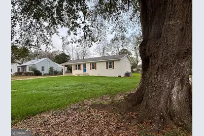 1015 Highland Avenue, Madison, GA 30650 - Photo 2