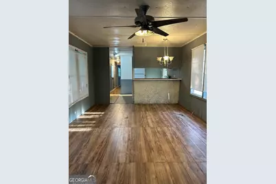 4 Skyland Drive W, Locust Grove, GA 30248 - Photo 2