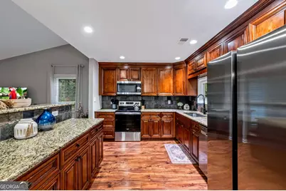 2660 Indian Lake Drive, Marietta, GA 30062 - Photo 8