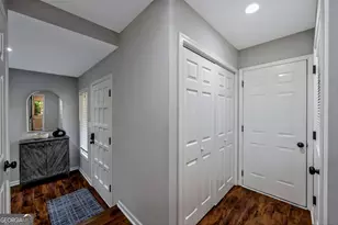 2660 Indian Lake Dr, Marietta, GA 30062 - Photo 14