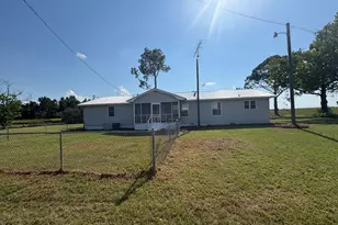 1137 Eastman Hwy, Hawkinsville, GA 31036 - Photo 4