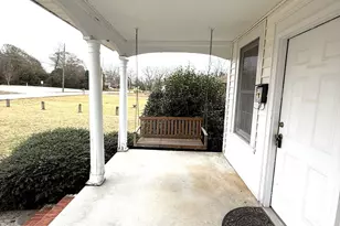 243 W Tate St, Elberton, GA 30635 - Photo 2