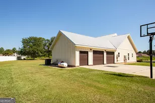 664 Saddle Cir, Waycross, GA 31503 - Photo 4