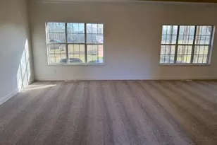 128 Russell Dr, McDonough, GA 30252 - Photo 4