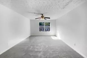 3217 Fairington Dr, Lithonia, GA 30038 - Photo 4