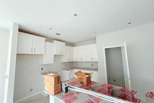 320 Creek Wy, Brunswick, GA 31525 - Photo 4