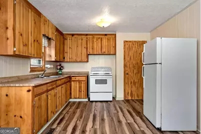 147 Twin Peaks Drive, Demorest, GA 30535 - Photo 10