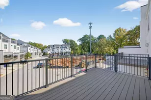 2571 Astaire Ct, Atlanta, GA 30318 - Photo 12