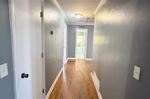 221 S College St, Metter, GA 30439 - Photo 12