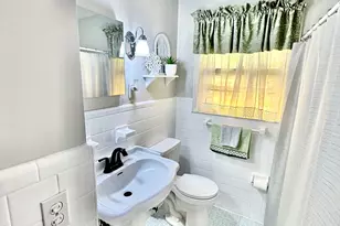 221 S College St, Metter, GA 30439 - Photo 14