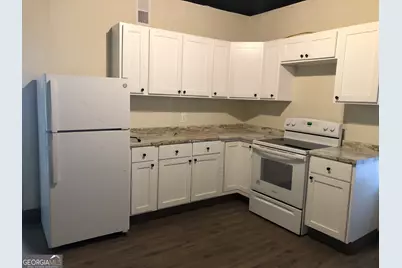 311 Park Avenue, Lindale, GA 30147 - Photo 2