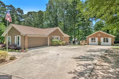 2260 Castle Lake Drive, Tyrone, GA 30290 - Photo 48