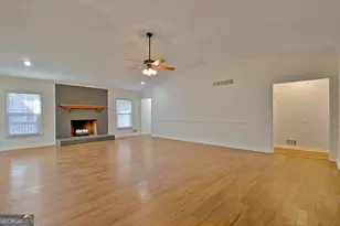 2260 Castle Lake Dr, Tyrone, GA 30290 - Photo 6