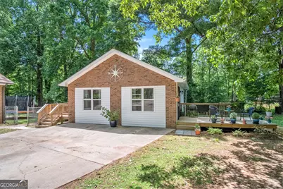 2260 Castle Lake Drive, Tyrone, GA 30290 - Photo 2