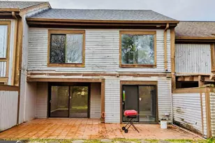 95 Willowick Dr, Lithonia, GA 30038 - Photo 2