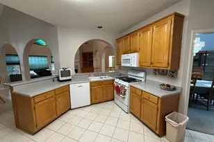 110 Holly Ridge Rd, Stockbridge, GA 30281 - Photo 2