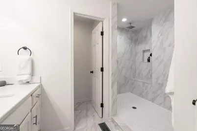 230 West Avenue #UNIT 5, Carrollton, GA 30117 - Photo 24