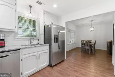 230 West Avenue #UNIT 5, Carrollton, GA 30117 - Photo 16