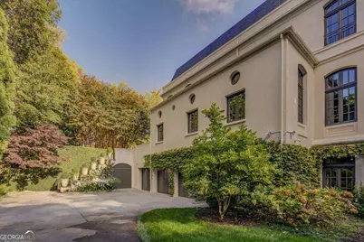 133 Blackland Road NW, Atlanta, GA 30342 - Photo 4