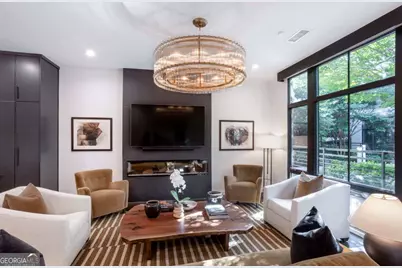 721 Longleaf Drive NE #3, Atlanta, GA 30342 - Photo 2