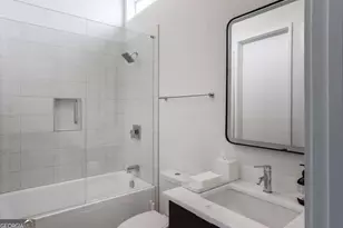 721 Longleaf Dr NE, Atlanta, GA 30342 - Photo 18
