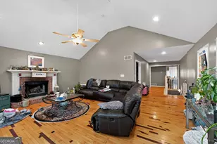 401 The Farm Rd, McDonough, GA 30252 - Photo 4