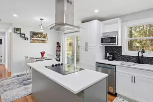 203 Holiday Cir, Savannah, GA 31419 - Photo 8