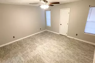 105 E Lakemont Dr, Kingsland, GA 31548 - Photo 10