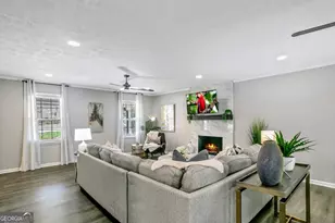 65 Juliana Dr, Ellenwood, GA 30294 - Photo 2