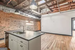 13 Greenville St, Newnan, GA 30263 - Photo 6