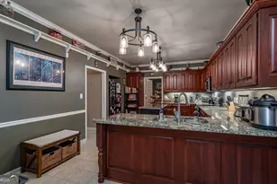 325 Twin Oaks Cir, Bogart, GA 30622 - Photo 36