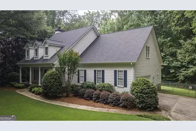 325 Twin Oaks Circle, Bogart, GA 30622 - Photo 2