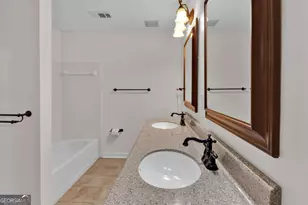 26204 NE Plantation Dr NE, Atlanta, GA 30324 - Photo 24