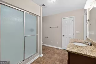 1017 Forest W Ct, Stone Mountain, GA 30088 - Photo 14