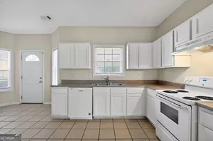 3812 Walnut Path, Lithonia, GA 30038 - Photo 18