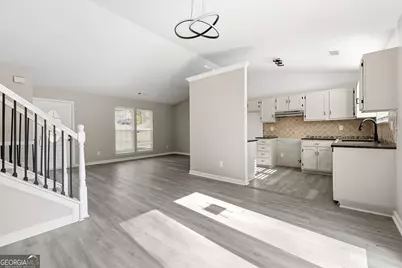 683 Wood Path Court, Stone Mountain, GA 30083 - Photo 8