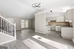 683 Wood Path Ct, Stone Mountain, GA 30083 - Photo 8